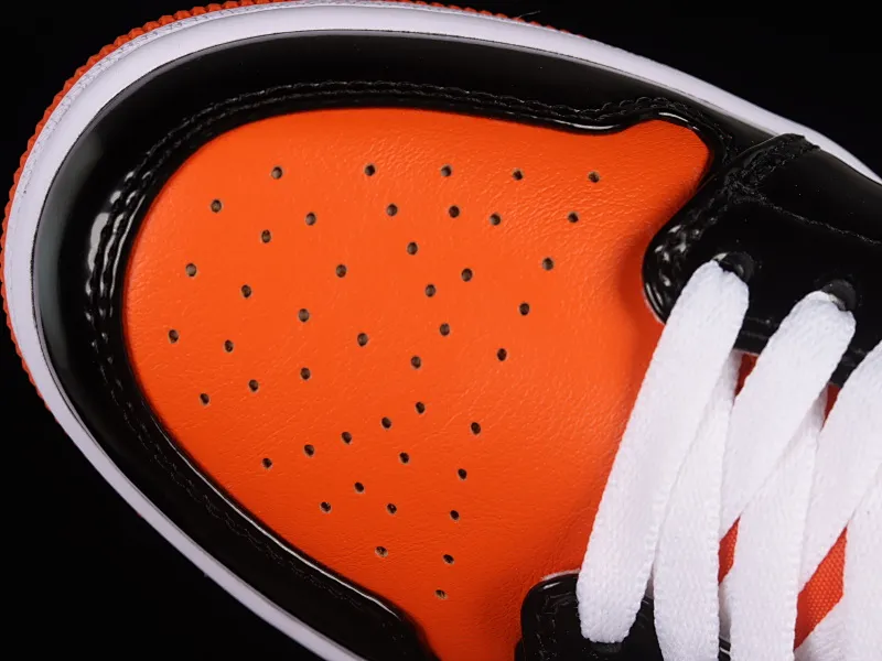 All categories Air Jordan Jordan series basketball shoes Air Jordan 1 Low Z version Air Jordan 1 Low AJ1 Joe 1 patent leather color matching cultural and leisure sports sneakers DV1335-800